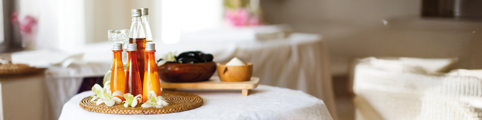 Best Aromatherapy Oils for Relaxation During Hot Weather