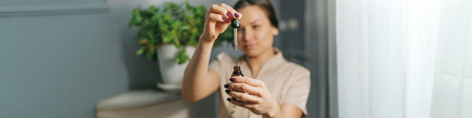 Essential Oils That Keep Your Skin Cool in Summer