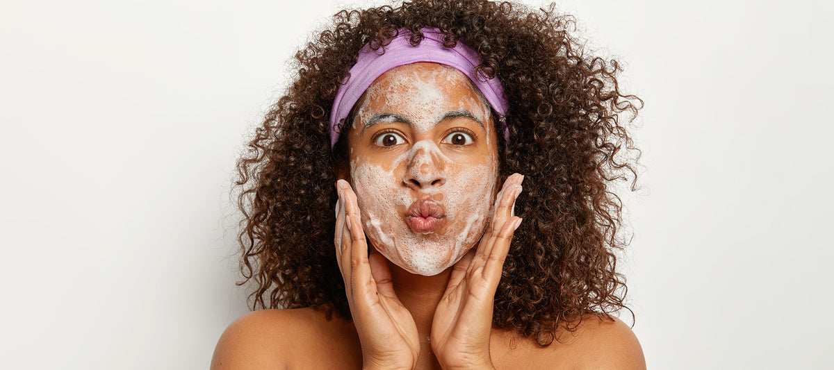 Is Niacinamide Face Wash Good for Oily Skin